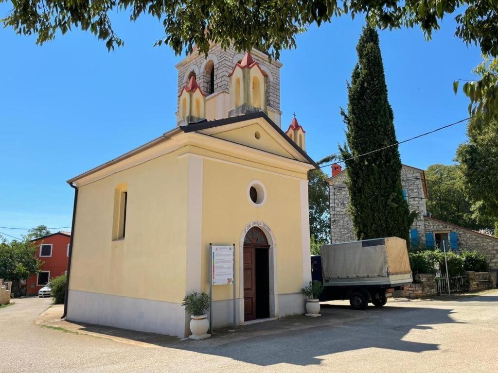 Villa Amore Radini Istrian Romantic Studio With Private Parking And Terrace 布罗托尼贾 外观 照片