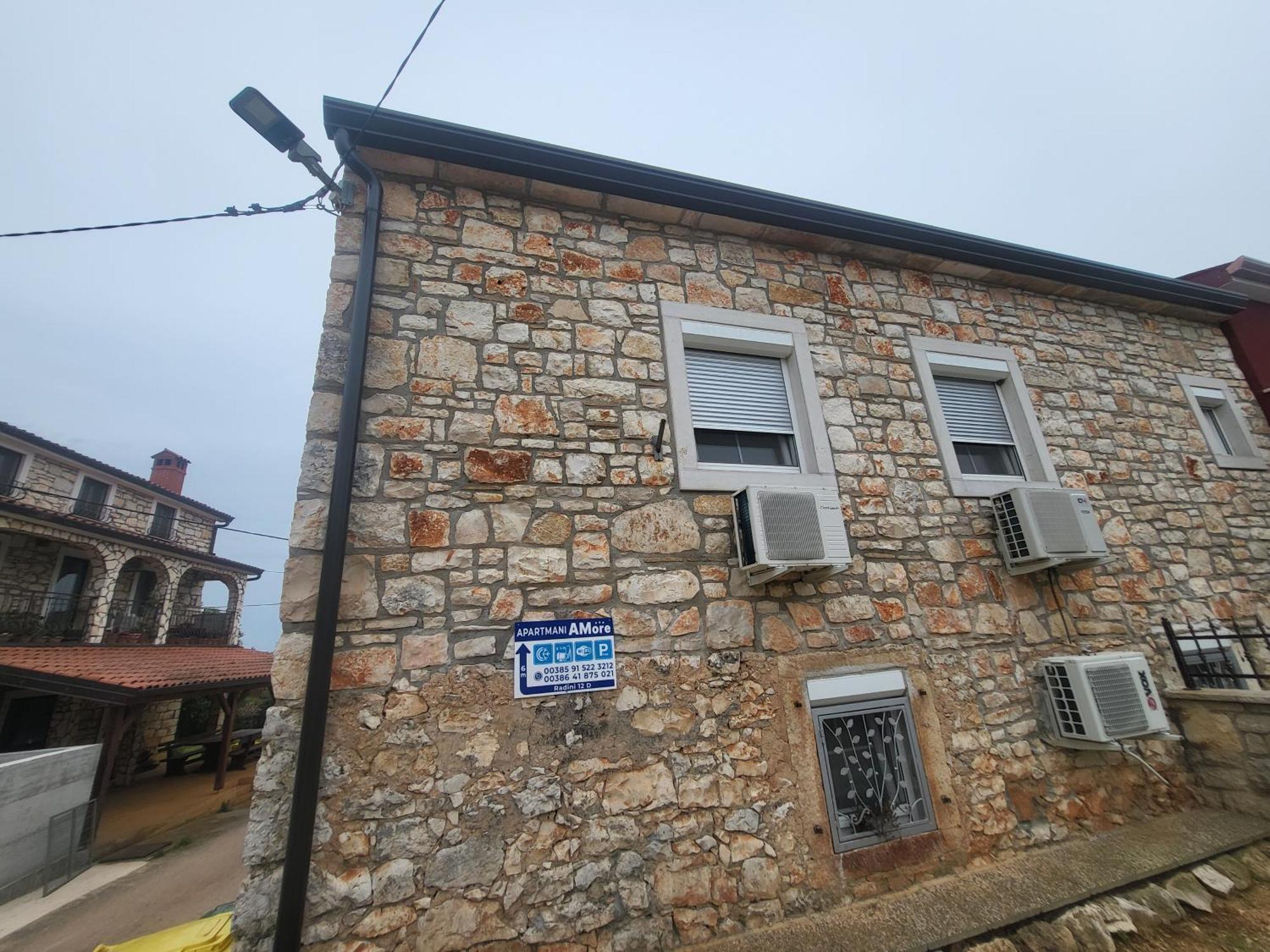 Villa Amore Radini Istrian Romantic Studio With Private Parking And Terrace 布罗托尼贾 外观 照片